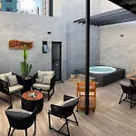 Luxuosa Cobertura Em Cabo Branco